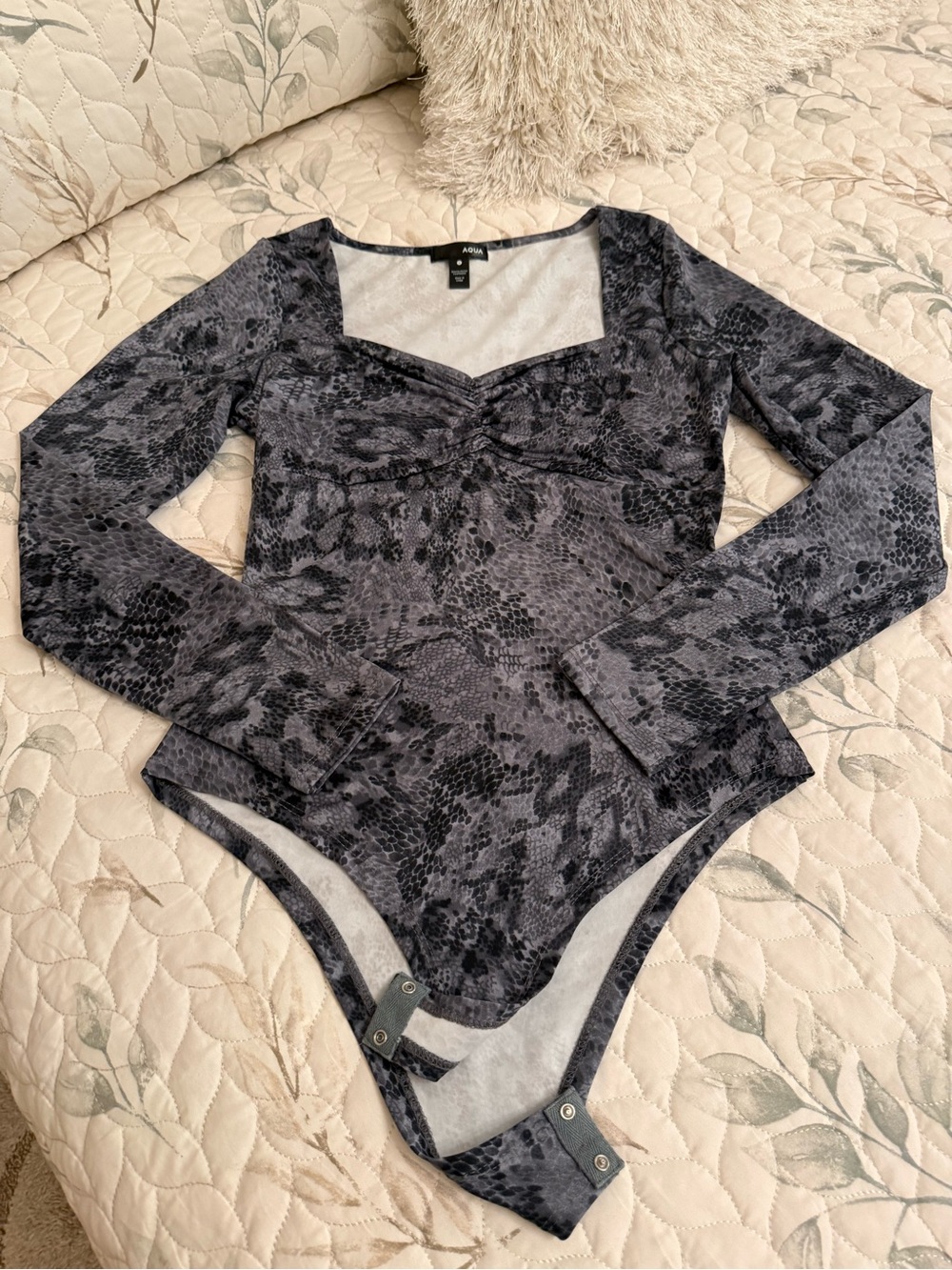 Aqua Charcoal Snakeskin-Print Long Sleeve Bodysuit size Small .